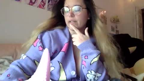 sweet angel baby  online show from 05/02/26, 12:43