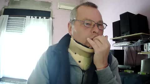 Polako online show from 05/17/26, 04:03