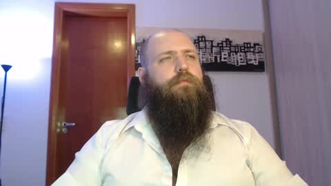 Snapshot of polar_bear91 chatting on 02/27/25, 12:21 Bear online show from 02/27/25, 12:21