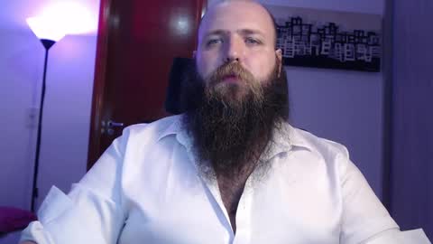 Snapshot of polar_bear91 chatting on 03/09/25, 04:49 Bear online show from 03/09/25, 04:49