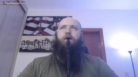 Snapshot of polar_bear91 chatting on 10/27/25, 03:54 Bear online show from 10/27/25, 03:54