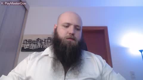 Snapshot of polar_bear91 chatting on 11/14/25, 01:59 Bear online show from 11/14/25, 01:59