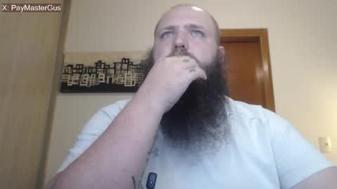 Bear online show from 04/12/26, 01:21