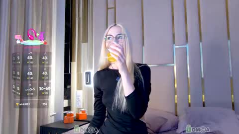 Snapshot of poliina chatting on 03/20/26, 11:31 Polina online show from 03/20/26, 11:31