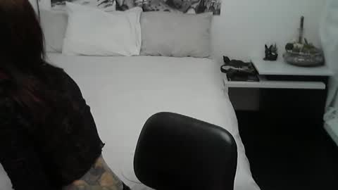 polina_p online show from 04/11/26, 11:14