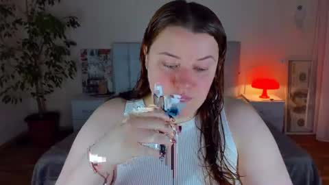 Snapshot of polinasallivan chatting on 06/30/26, 06:31 Polina online show from 06/30/26, 06:31