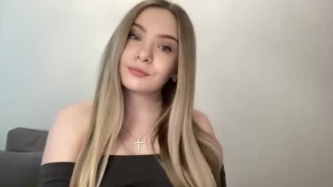 polishangel222 online show from 03/17/26, 04:10