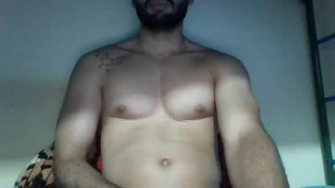 Snapshot of pollaa_19 chatting on 06/19/26, 07:39 pollaa_19 online show from 06/19/26, 07:39