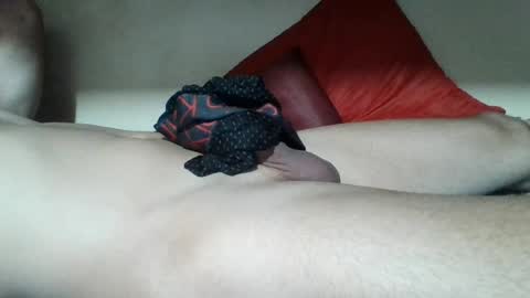 Snapshot of pollaa_19 chatting on 07/15/26, 06:07 pollaa_19 online show from 07/15/26, 06:07