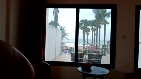 Snapshot of pollexxx66 chatting on 12/16/25, 07:57 Paul online show from 12/16/25, 07:57