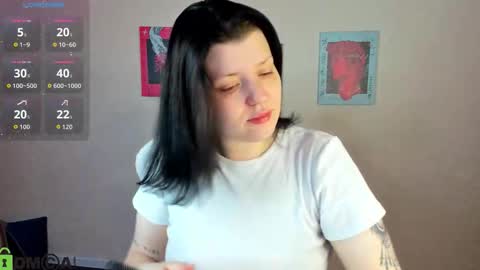 Polly online show from 10/04/25, 01:03