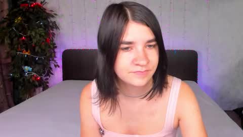 Polly online show from 09/13/25, 06:02