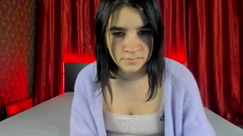 Polly online show from 09/29/25, 06:07