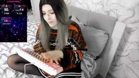 Polly online show from 02/21/26, 12:00