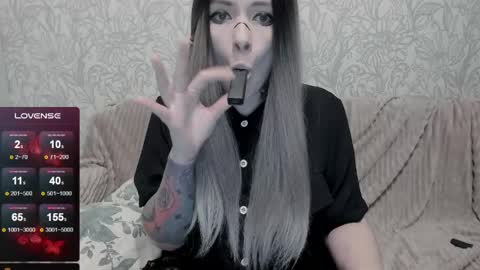 Polly online show from 04/17/26, 09:29