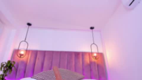 POLLY online show from 04/08/26, 10:15