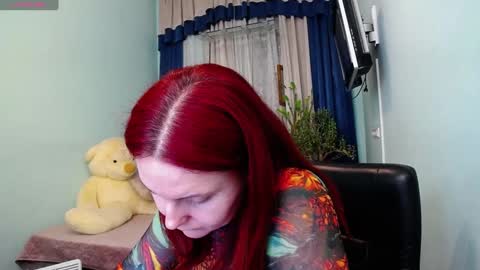 Olivia online show from 12/23/24, 07:28