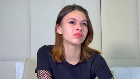 Polly online show from 02/18/25, 03:10