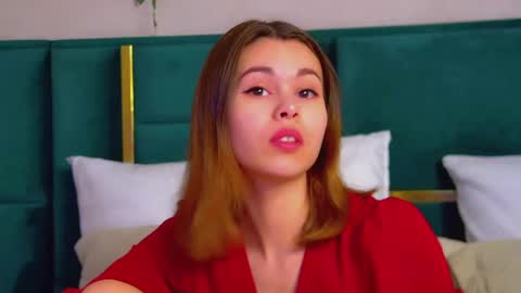 Polly online show from 03/02/25, 06:51