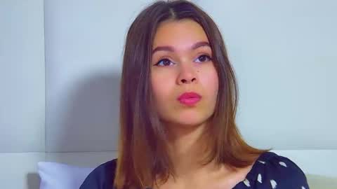 Polly online show from 09/11/25, 07:47