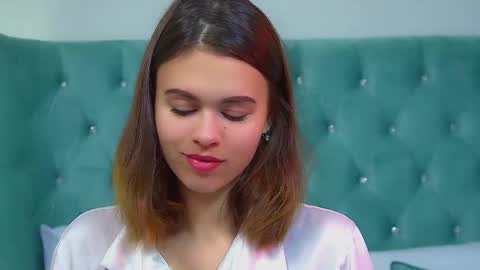 Polly online show from 10/01/25, 06:19