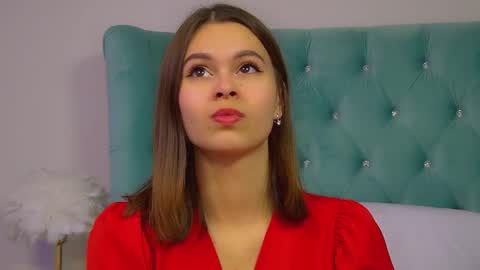 Polly online show from 10/05/25, 06:06