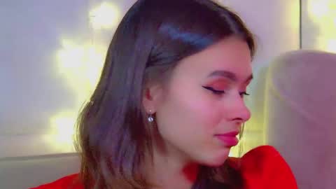 Polly online show from 11/30/25, 06:34