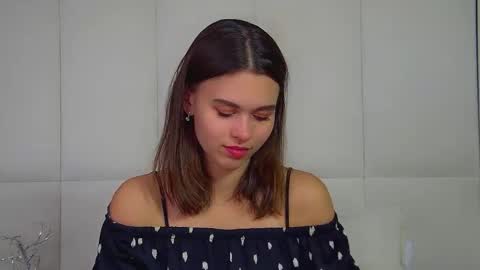 Polly online show from 02/22/26, 07:01