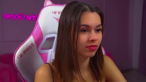 Polly online show from 03/21/26, 08:19