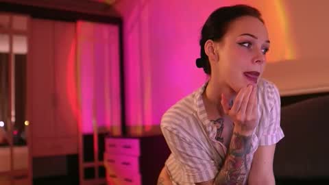 Megan.online  online show from 09/13/25, 07:24