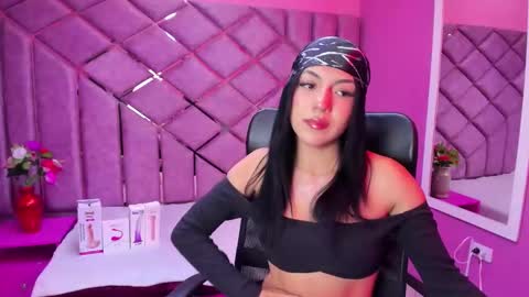 poly sasha  online show from 09/21/25, 03:52