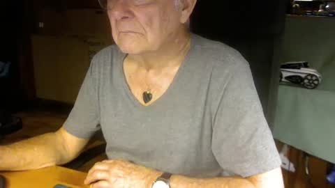 pomme1949 online show from 02/03/25, 10:58