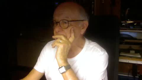 pomme1949 online show from 12/15/25, 04:33