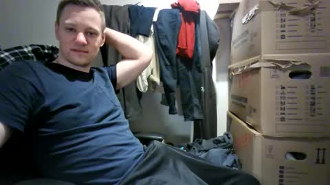 pommesmiteiscreme online show from 12/21/25, 11:56