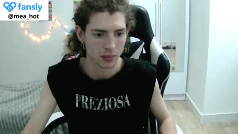 Snapshot of pomo_07 chatting on 10/08/25, 06:05 aleks ness online show from 10/08/25, 06:05