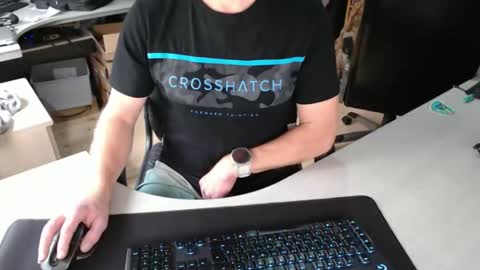 Snapshot of poodledude chatting on 10/09/25, 10:46 Dave online show from 10/09/25, 10:46