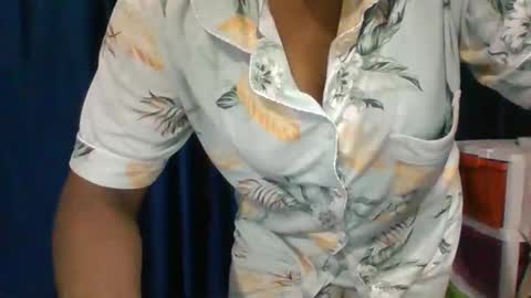 poojalady online show from 09/13/25, 06:08