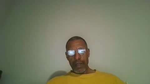 Snapshot of poolguy2496 chatting on 11/09/25, 01:37 poolguy2496 online show from 11/09/25, 01:37