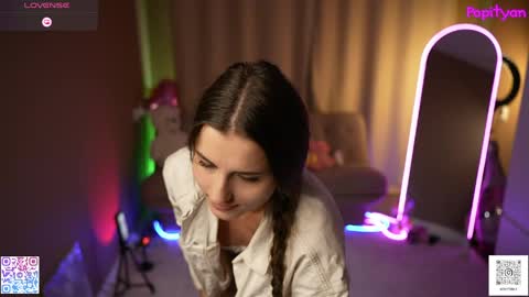 Louise  see you on December 1  at 2200 UTC3 online show from 05/20/26, 09:15