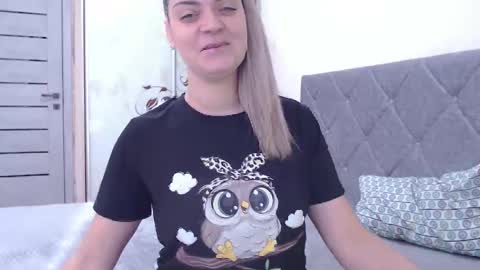 Snapshot of popkornmolli chatting on 02/16/25, 09:48 popkornmolli online show from 02/16/25, 09:48