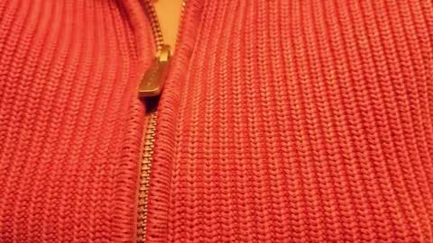 Snapshot of poppybloopy chatting on 11/30/25, 12:09 April online show from 11/30/25, 12:09