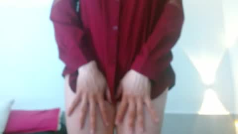 porcelainlux online show from 11/08/25, 09:35