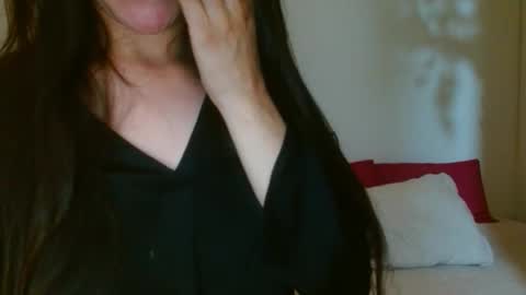 porcelainlux online show from 05/05/26, 02:41
