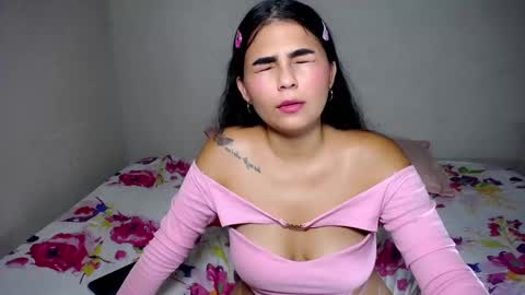 Snapshot of porn_sexy chatting on 01/26/25, 05:13 NICKKYMARTIN online show from 01/26/25, 05:13