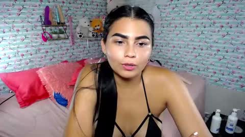 Snapshot of porn_sexy chatting on 03/02/25, 08:05 NICKKYMARTIN online show from 03/02/25, 08:05