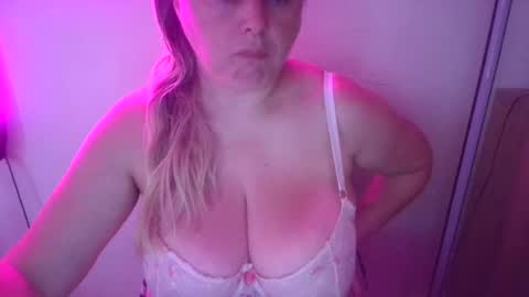 MelissOfficial online show from 07/08/26, 06:07