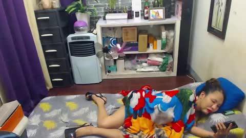 Snapshot of pornstardiva chatting on 09/17/25, 06:37 DivaGray online show from 09/17/25, 06:37