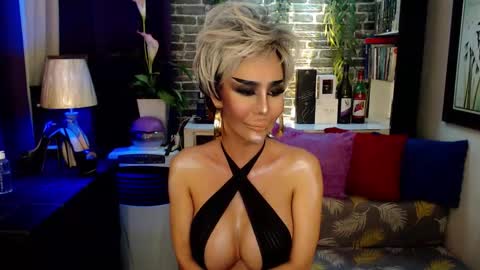 DivaGray online show from 02/13/26, 01:01