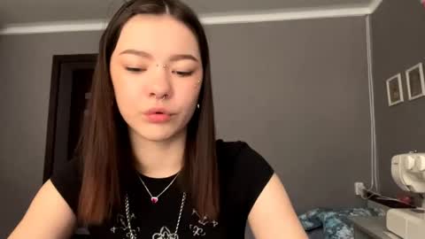 Ellie online show from 05/09/26, 03:06