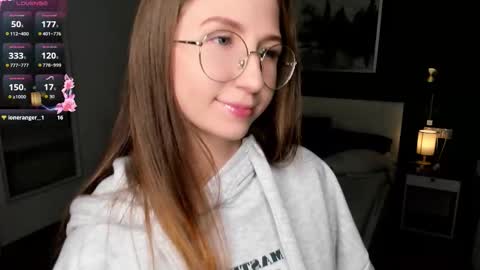 Elizabeth online show from 10/16/25, 07:15